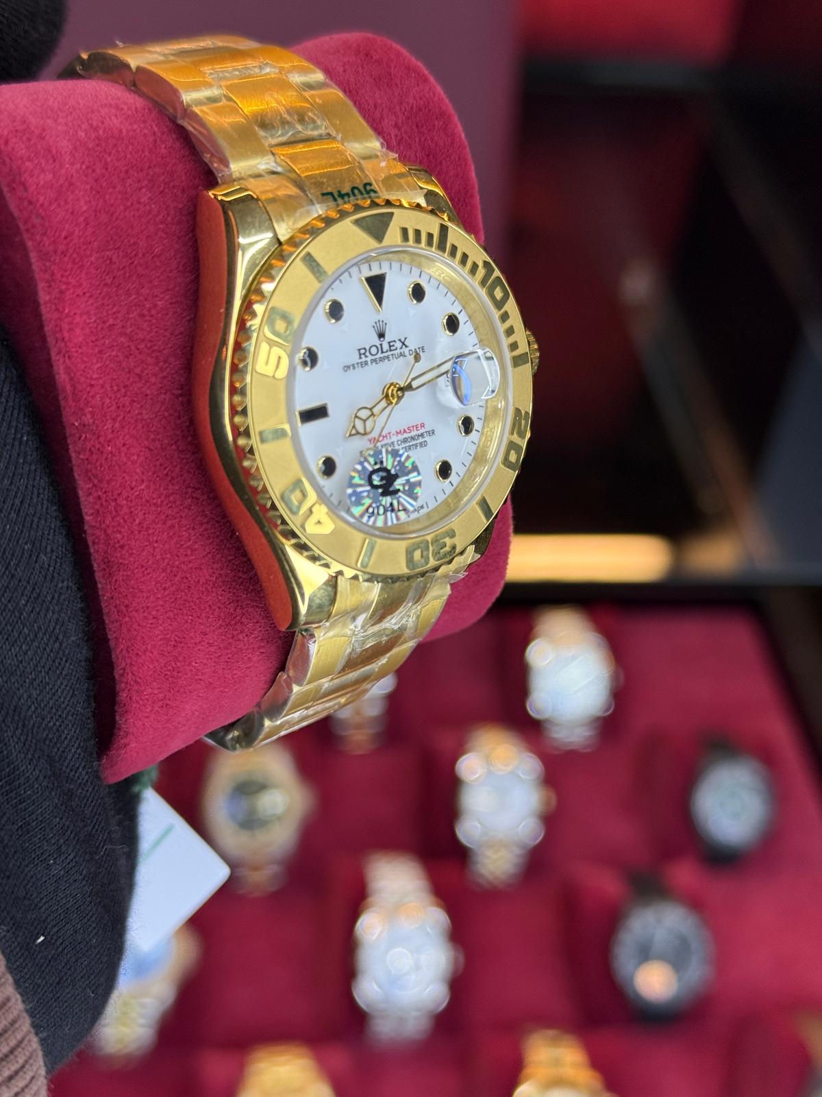 ROLEX YACH MASTER görünüm 2
